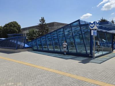The stations in Suhata reka and Levski V and G
