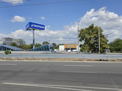 The stations in Suhata reka and Levski V and G